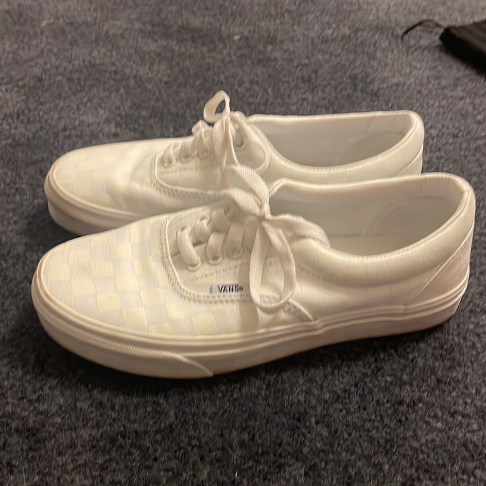 Van’s checkerboard truwht
